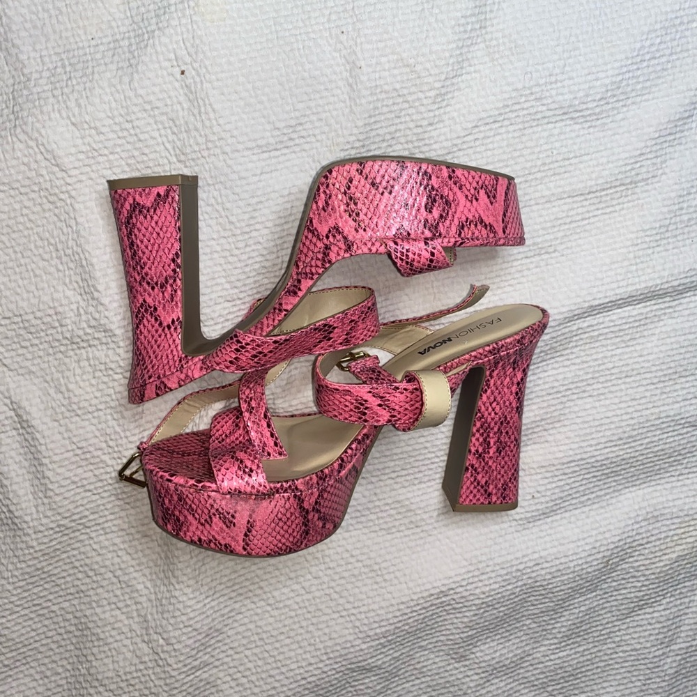 You Wish You Could Heeled Sandals